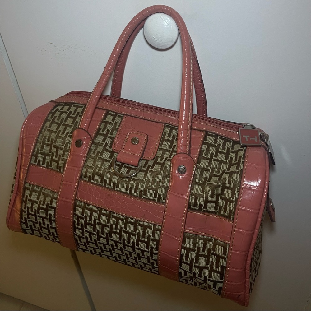 Tommy Hilfiger mini duffel🫦